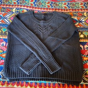Gap crew neck cable knit sweater S small